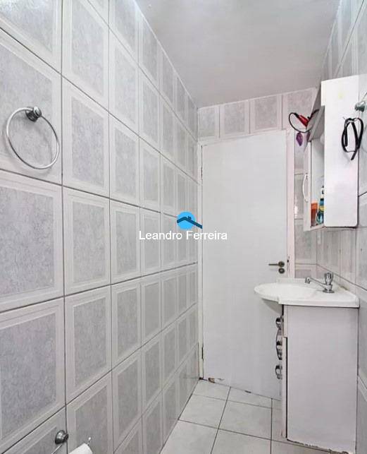 Apartamento à venda com 2 quartos, 66m² - Foto 17