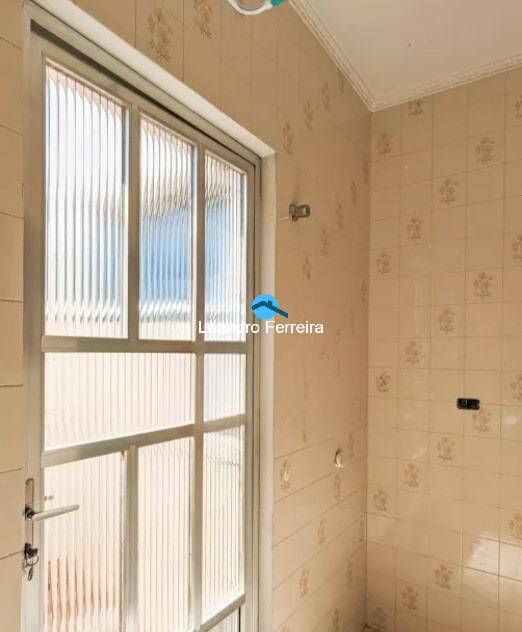 Apartamento à venda com 2 quartos, 60m² - Foto 18