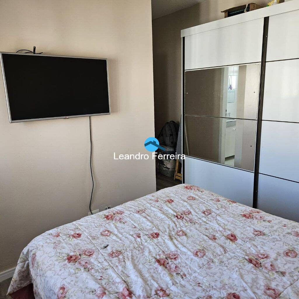 Apartamento à venda com 2 quartos, 77m² - Foto 9