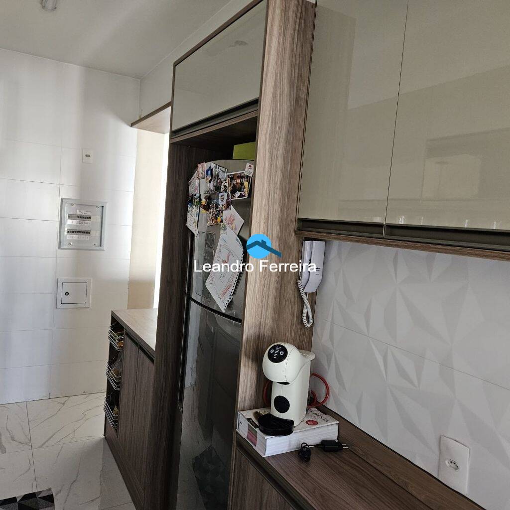 Apartamento à venda com 2 quartos, 77m² - Foto 7