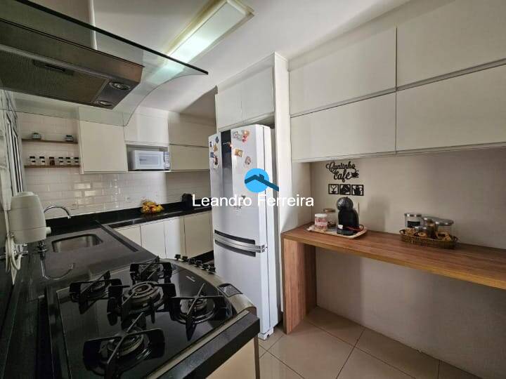 Apartamento à venda com 3 quartos, 130m² - Foto 11