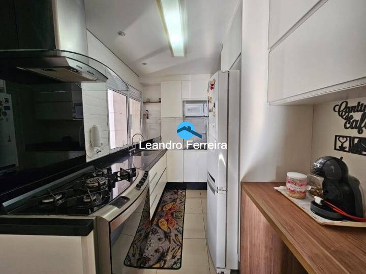 Apartamento à venda com 3 quartos, 130m² - Foto 10