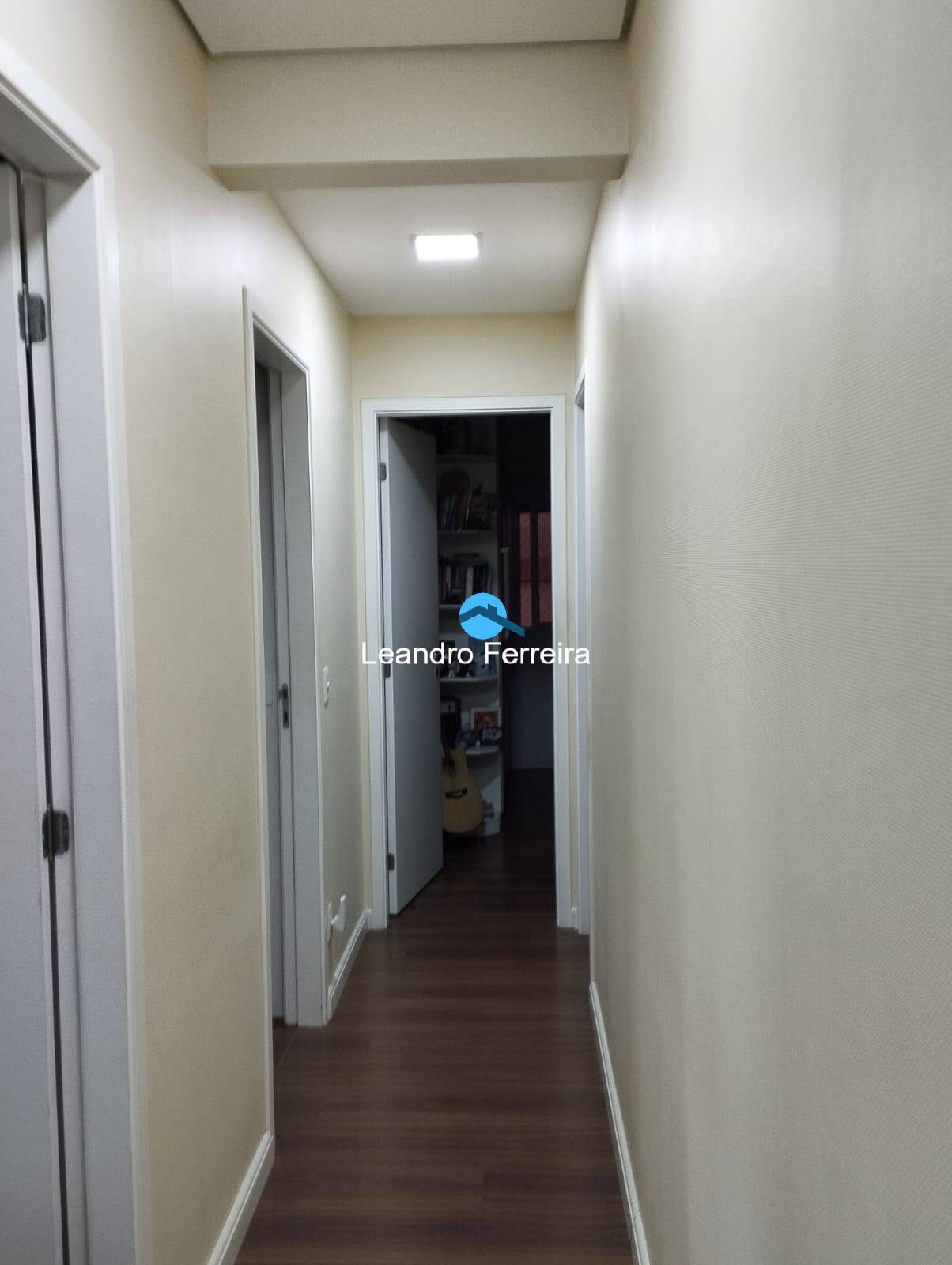 Apartamento à venda com 3 quartos, 94m² - Foto 19