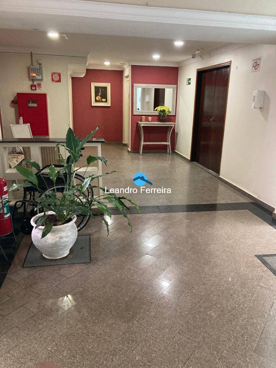 Apartamento à venda com 2 quartos, 64m² - Foto 17