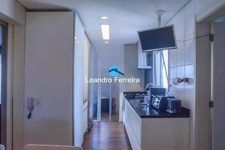 Apartamento à venda com 3 quartos, 147m² - Foto 9