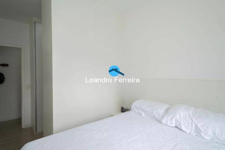 Apartamento à venda com 3 quartos, 94m² - Foto 18