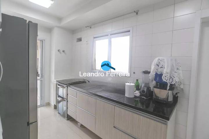 Apartamento à venda com 4 quartos, 147m² - Foto 10