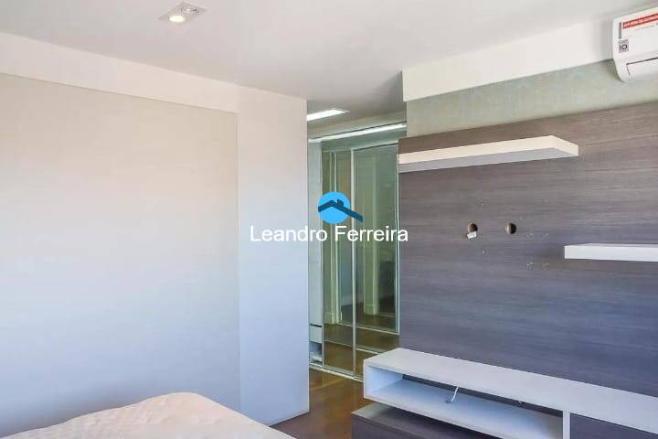 Apartamento à venda com 3 quartos, 156m² - Foto 11