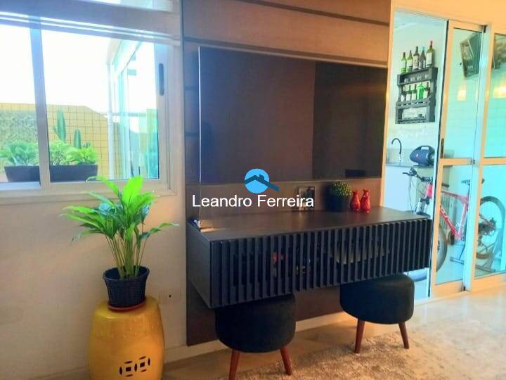 Apartamento à venda com 4 quartos, 177m² - Foto 4