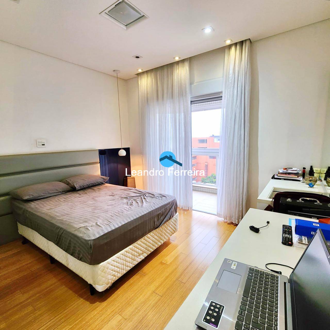 Apartamento à venda com 4 quartos, 300m² - Foto 22