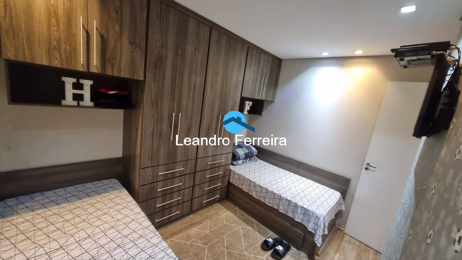 Apartamento à venda com 3 quartos, 82m² - Foto 21