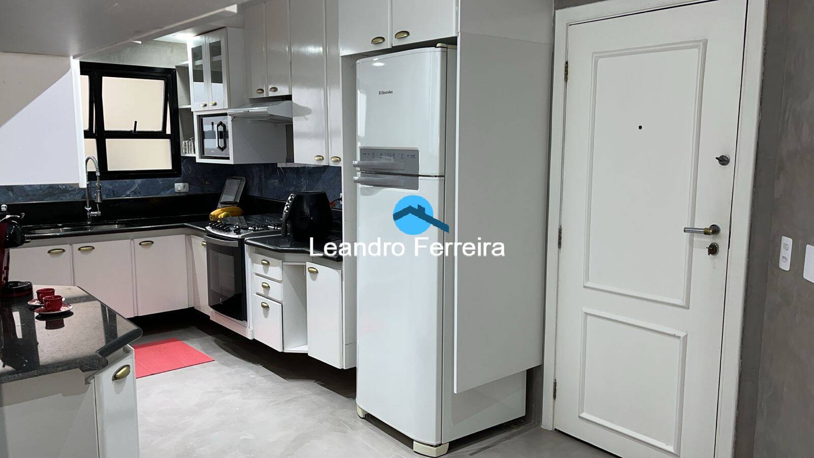 Apartamento à venda com 3 quartos, 127m² - Foto 10