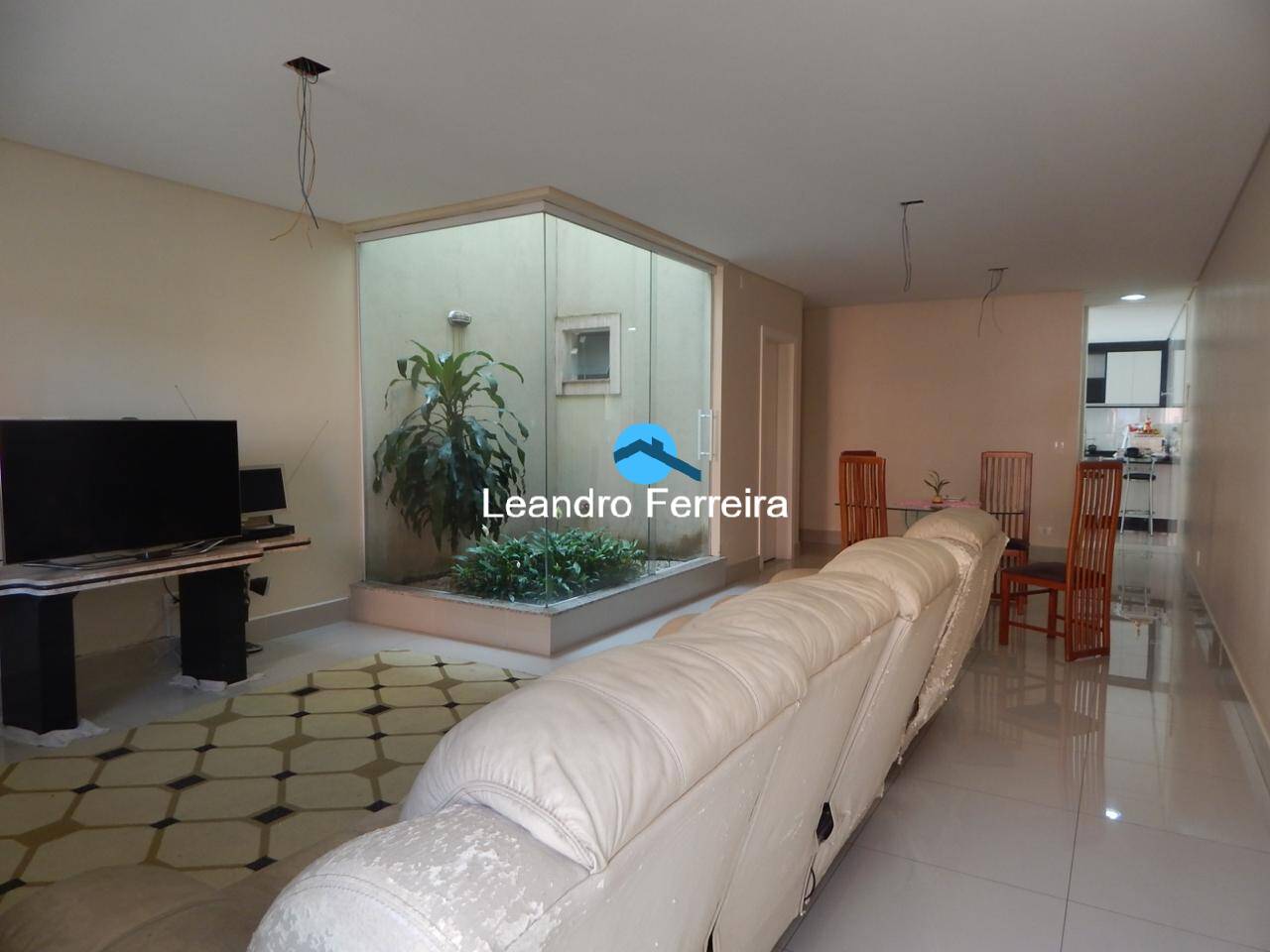 Sobrado à venda com 3 quartos, 245m² - Foto 2