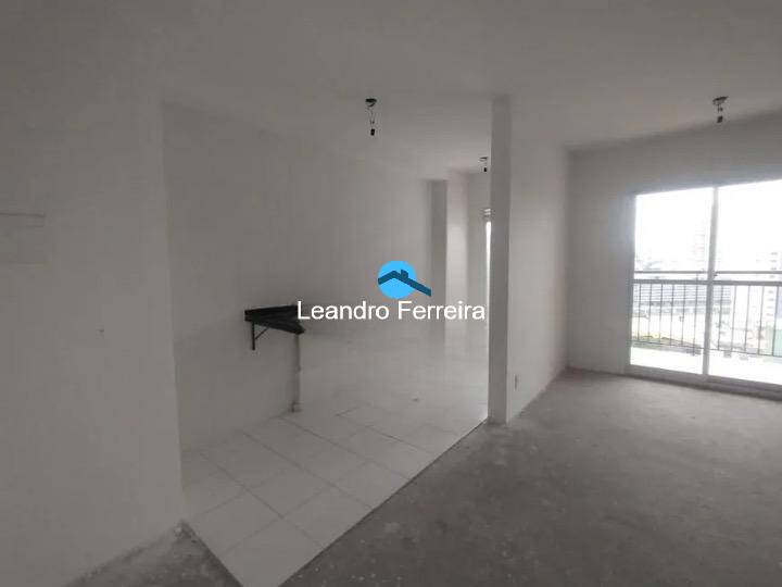 Apartamento à venda com 2 quartos, 71m² - Foto 4