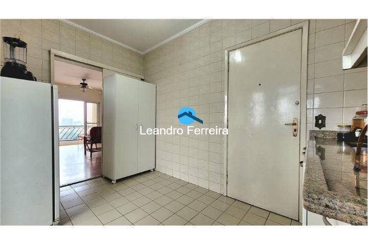 Apartamento à venda com 3 quartos, 84m² - Foto 8