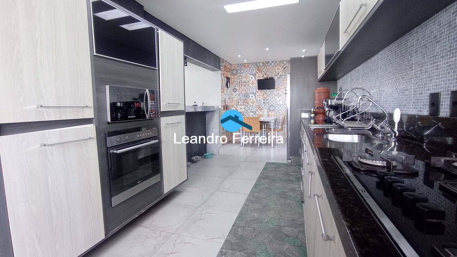 Apartamento à venda com 3 quartos, 158m² - Foto 10