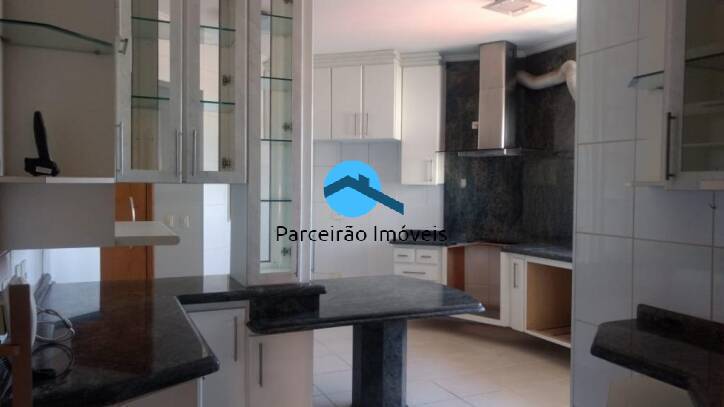 Apartamento à venda com 4 quartos, 188m² - Foto 21