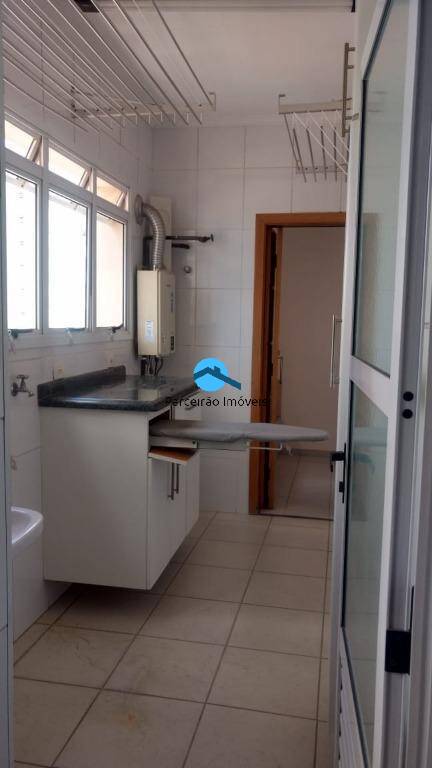 Apartamento à venda com 4 quartos, 188m² - Foto 25