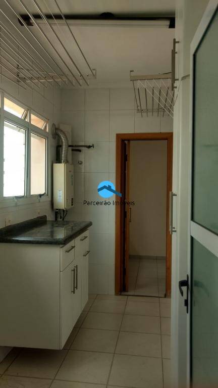 Apartamento à venda com 4 quartos, 188m² - Foto 6