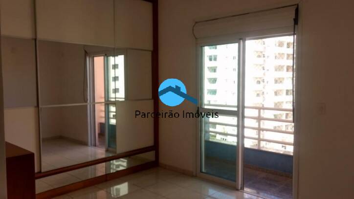 Apartamento à venda com 4 quartos, 188m² - Foto 15