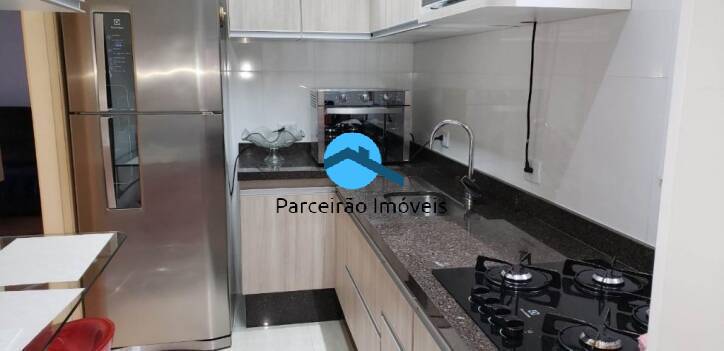 Apartamento à venda com 2 quartos, 70m² - Foto 12