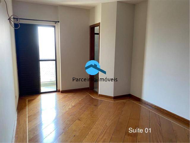 Apartamento à venda com 3 quartos, 143m² - Foto 11